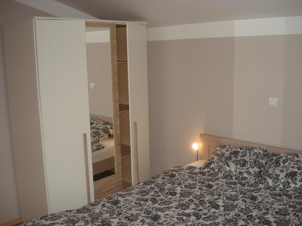 Apartments Niko Vir Extérieur photo